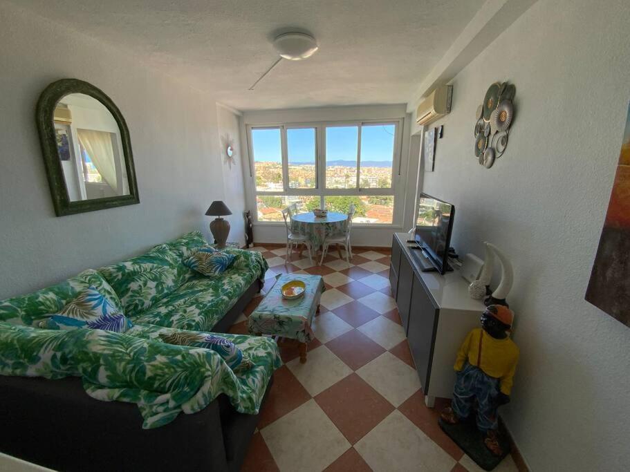Appartement Entier Avec Vue Panoramique Benalmadena Bagian luar foto