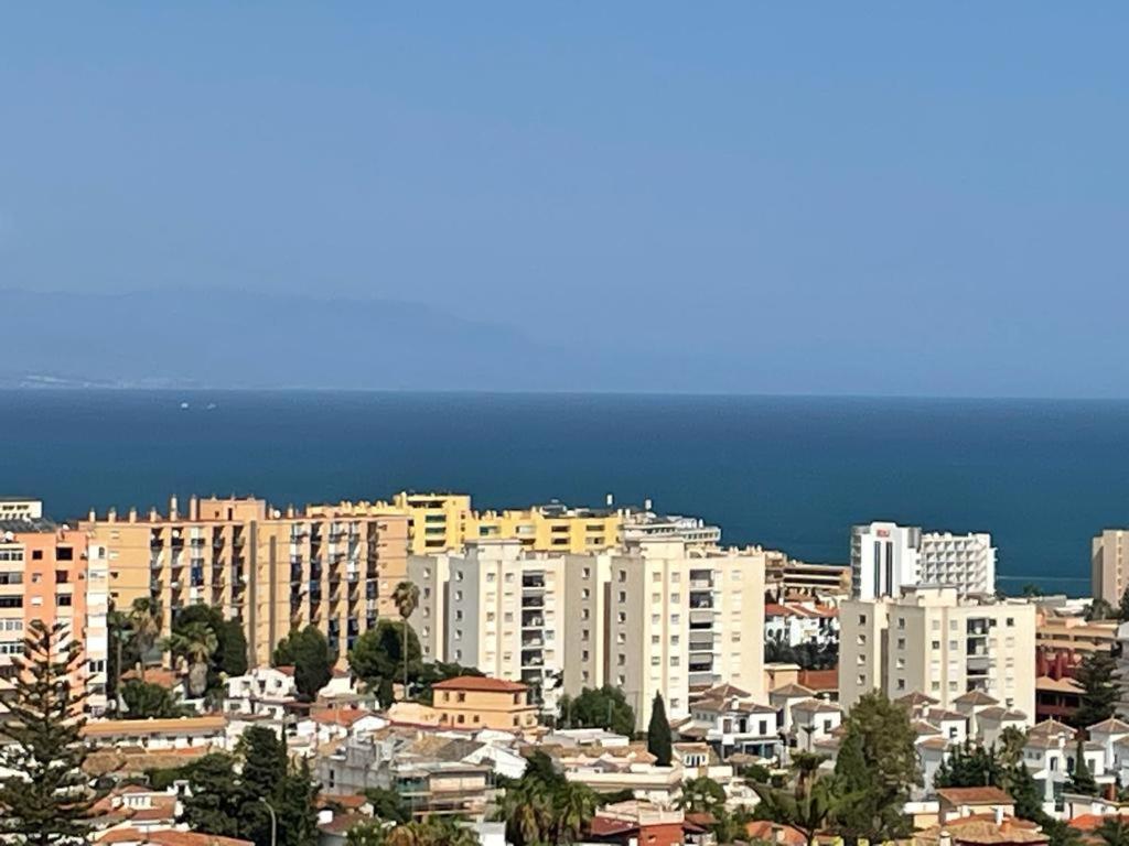Appartement Entier Avec Vue Panoramique Benalmadena Bagian luar foto