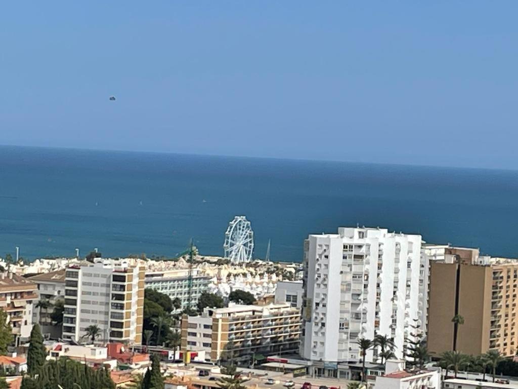 Appartement Entier Avec Vue Panoramique Benalmadena Bagian luar foto